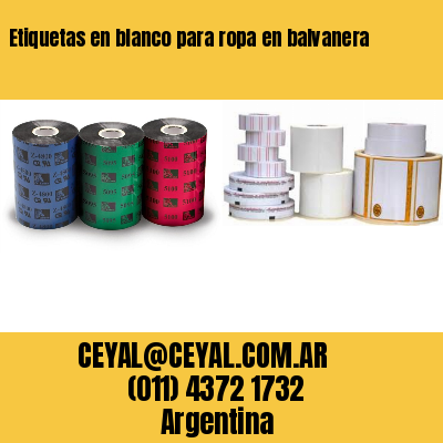 Etiquetas en blanco para ropa en balvanera