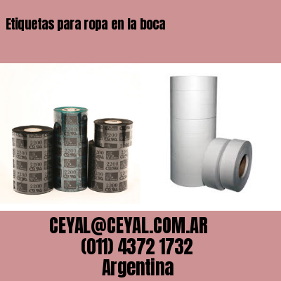 Etiquetas para ropa en la boca
