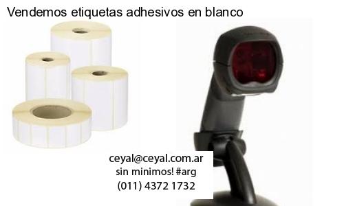 Vendemos etiquetas adhesivos en blanco