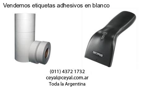 Vendemos etiquetas adhesivos en blanco