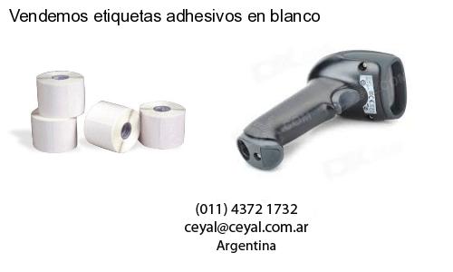 Vendemos etiquetas adhesivos en blanco