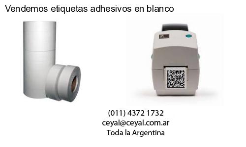 Vendemos etiquetas adhesivos en blanco