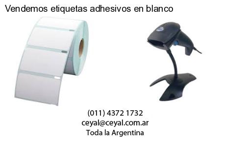 Vendemos etiquetas adhesivos en blanco